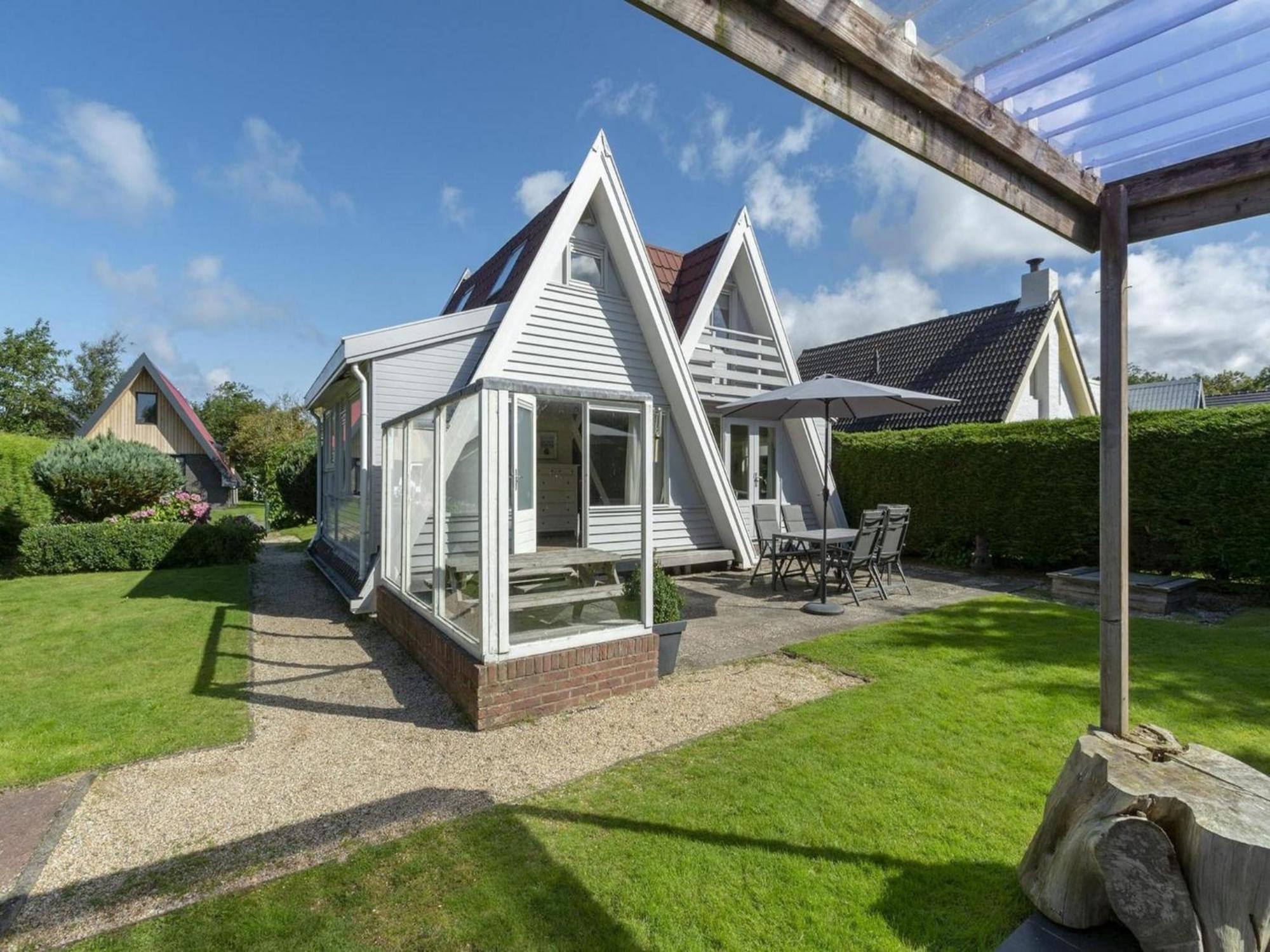 Cozy Holiday Home With Garden Sint Maartensvlotbrug Ngoại thất bức ảnh